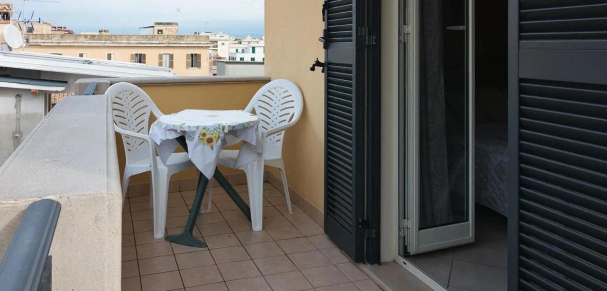 La Casa Degli Artisti 1 Ξενοδοχείο Νετούνο Εξωτερικό φωτογραφία