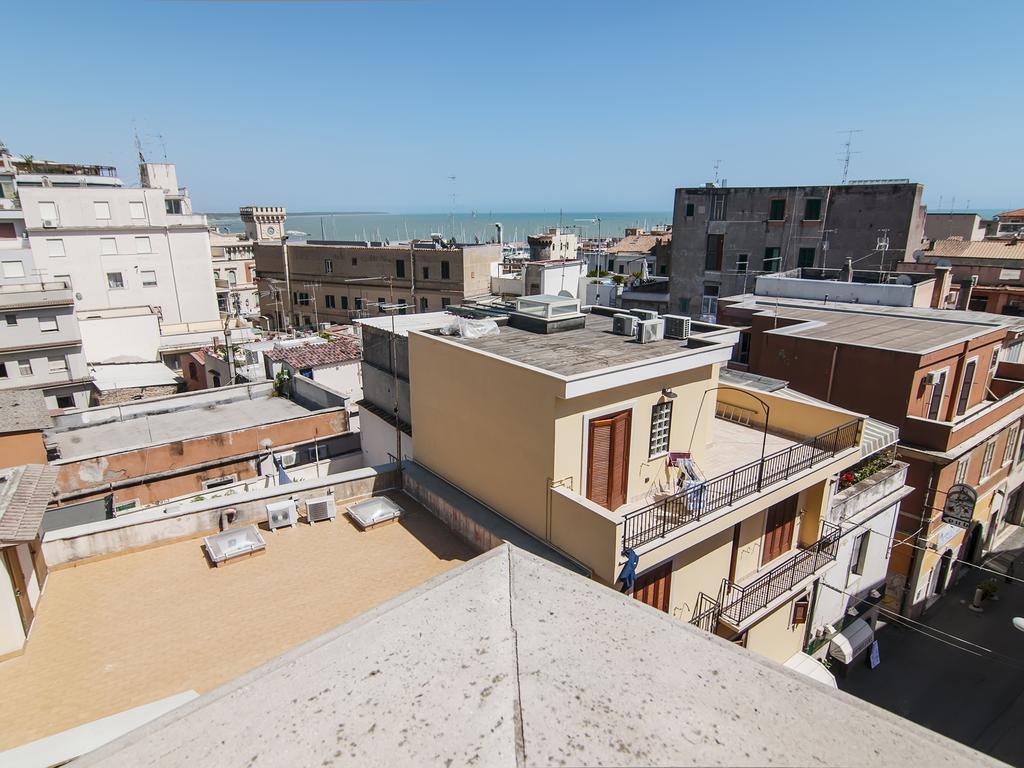 La Casa Degli Artisti 1 Ξενοδοχείο Νετούνο Δωμάτιο φωτογραφία