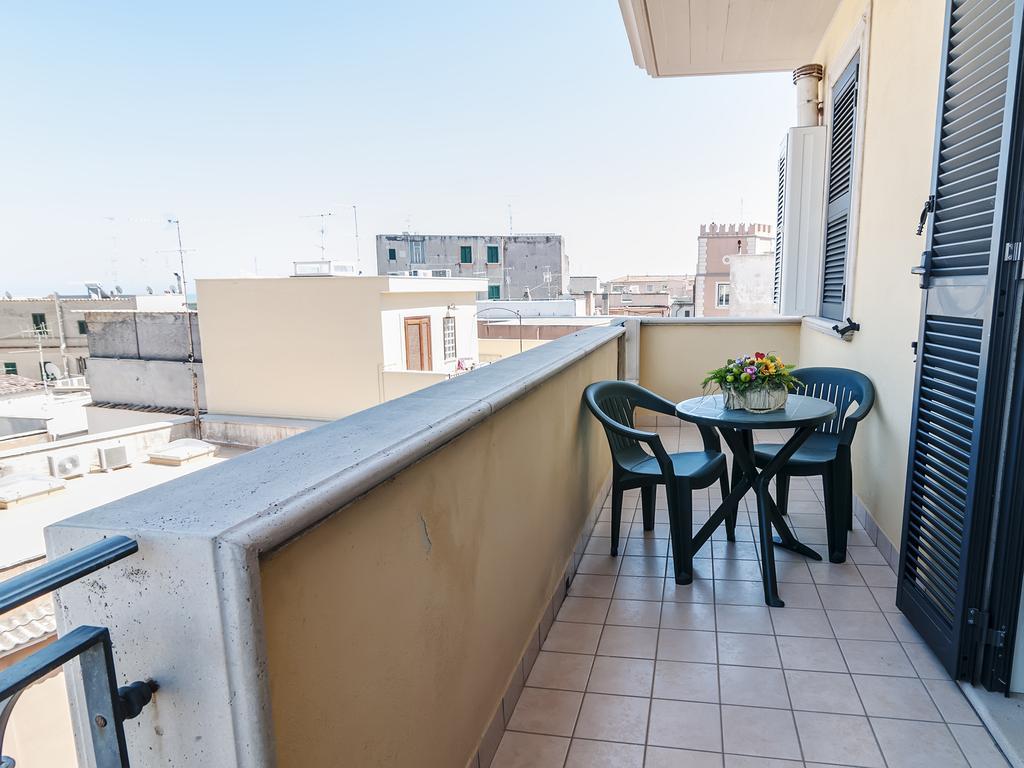 La Casa Degli Artisti 1 Ξενοδοχείο Νετούνο Δωμάτιο φωτογραφία